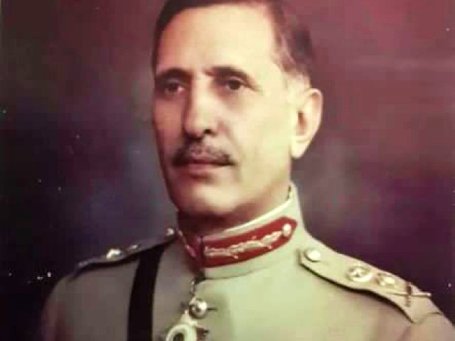 general retd sawar khan photo x pakistanfauj