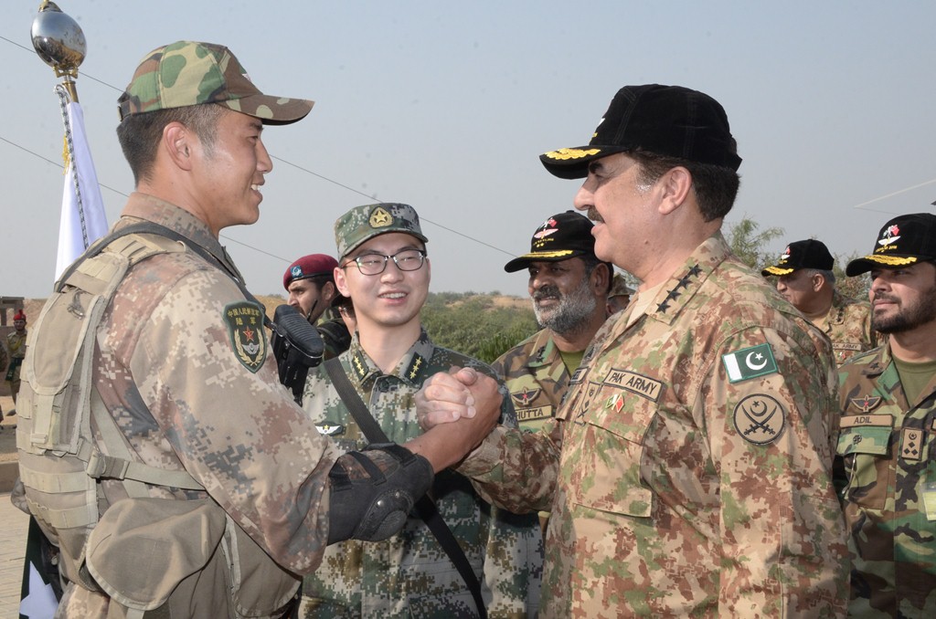 gen raheel sharif shakes hands with a chinese army soldier at the national counter terrorism training centre nctc pabbi on october 27 2016 photo ispr