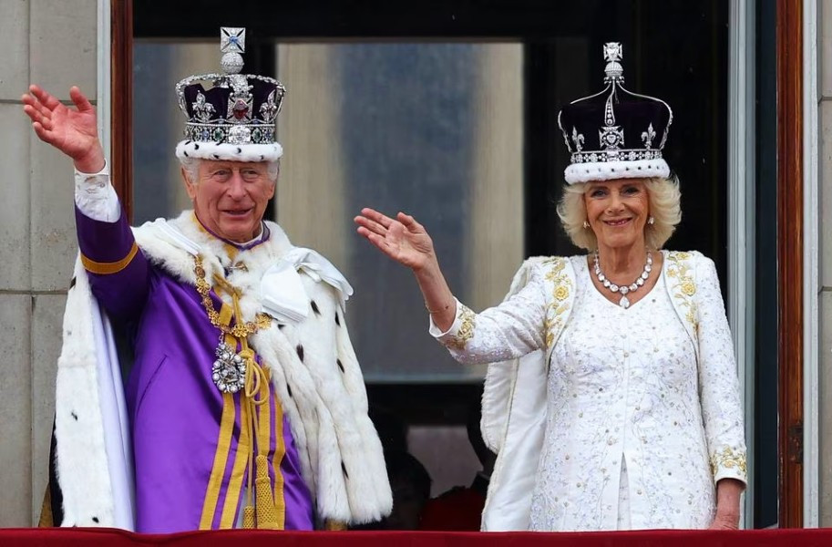 Photo of King Charles III and Queen Camilla crowned