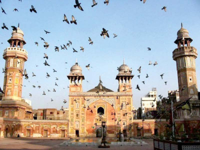 northern fa ade wazir khan mosque s partial renovation completed