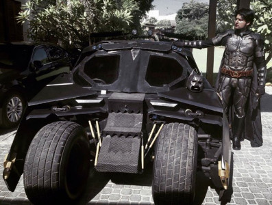 pakistani builds his own batmobile to prove he is the biggest batman fan pakistani builds his own batmobile to prove he is the biggest batman fan