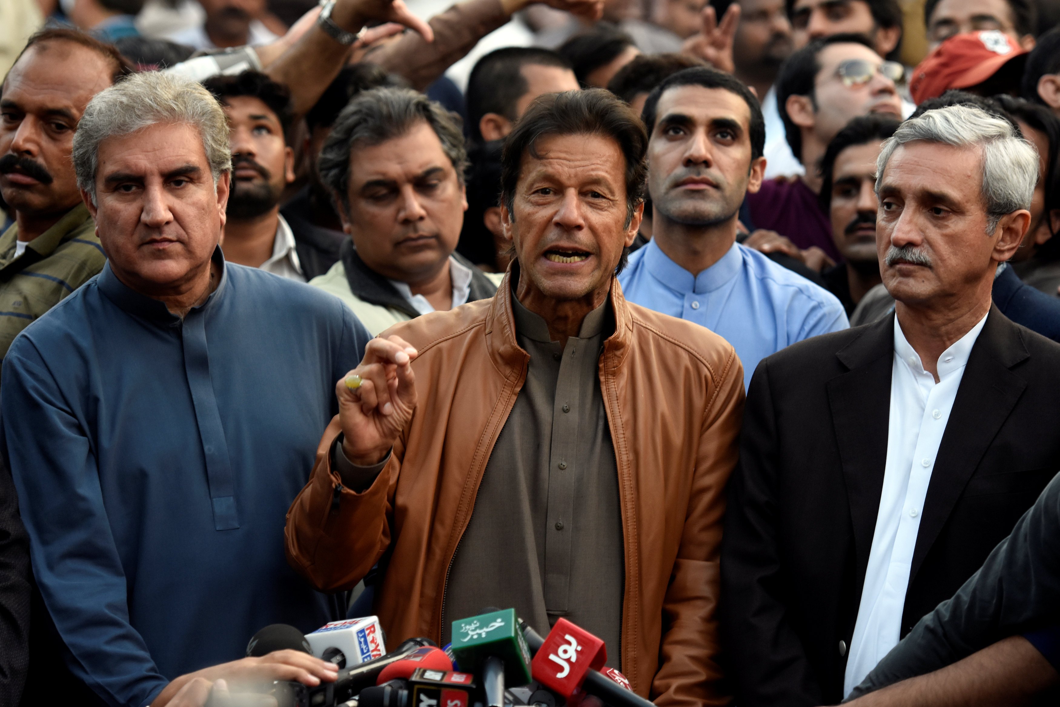 pakistani opposition leader imran khan c talks to media outside his house in islamabad pakistan october 28 2016 reuters stringer for editorial use only no resales no archives