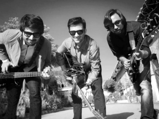the band feels sheikh rasheed acted in true pindi spirit and won their hearts photo publicity the band feels sheikh rasheed acted in true pindi spirit and won their hearts photo publicity