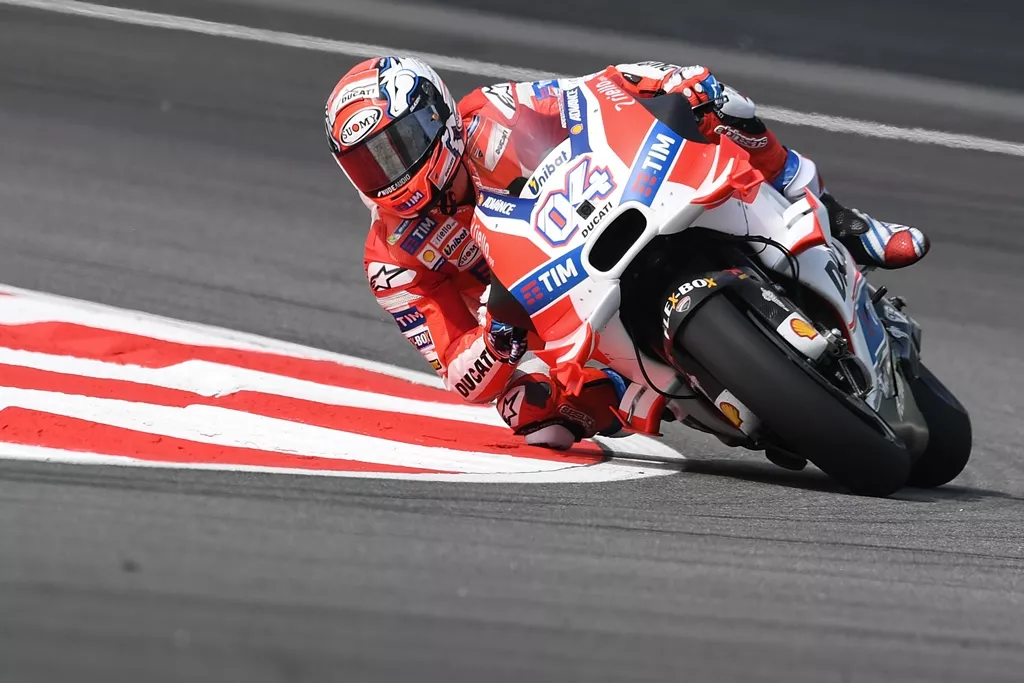 andrea dovizioso during practice session at sepang international circuit on october 29 2016 photo afp andrea dovizioso during practice session at sepang international circuit on october 29 2016 photo afp