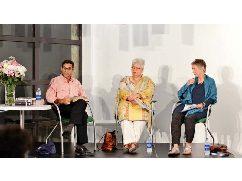 dr framji minwalla left lynette viccaji centre and rosemary hillhorst right spoke about shakespeare and the impact his works have on the youth of today photo courtesy british council