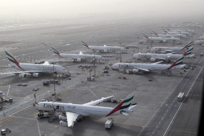 drone halts traffic at dubai airport drone halts traffic at dubai airport