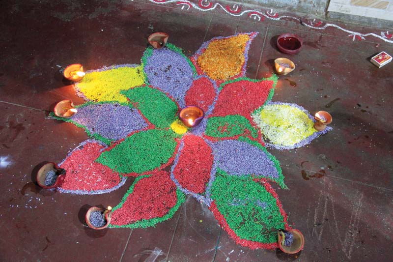 members of the hindu community celebrate diwali with fervour at the swami narayan temple photos ayesha mir express members of the hindu community celebrate diwali with fervour at the swami narayan temple photos ayesha mir express