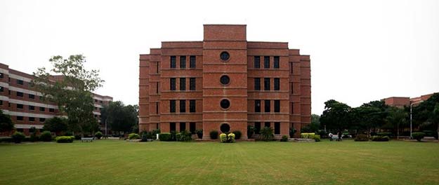 lums case research center