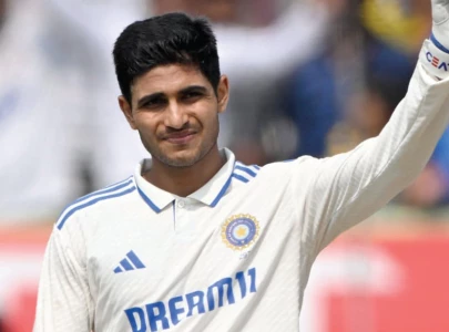 shubman gill suffers thumb injury shubman gill suffers thumb injury