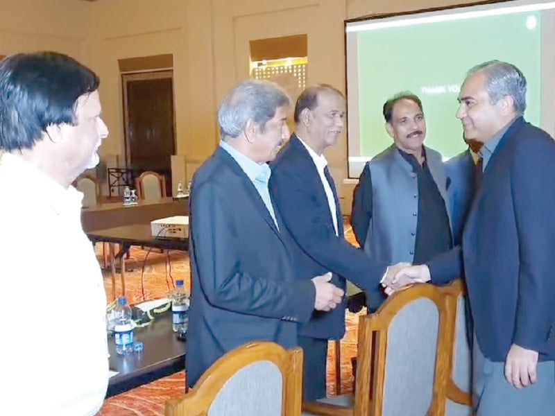 pcb chairman mohsin naqvi meets former players in lahore photo pcb