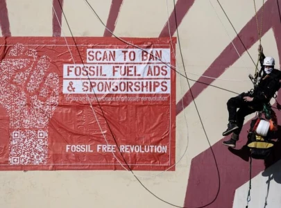 the hague to ban fossil fuel ads