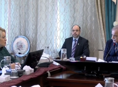 pakistan russia to boost trade through enhanced banking channels