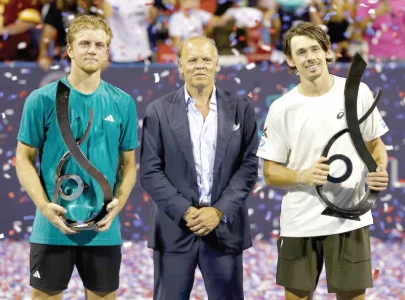 de minaur saves three match points to lift dc open title