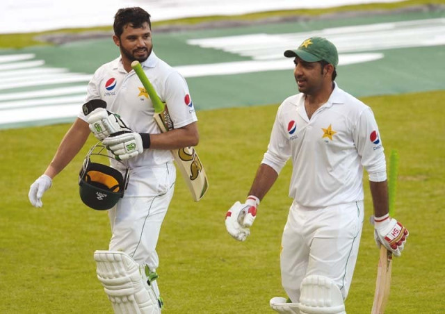 with pakistan losing four crucial wickets and ending the third day on 87 4 the responsibility has fallen on azhar and sarfraz s shoulders to set a strong total photo afp with pakistan losing four crucial wickets and ending the third day on 87 4 the responsibility has fallen on azhar and sarfraz s shoulders to set a strong total photo afp
