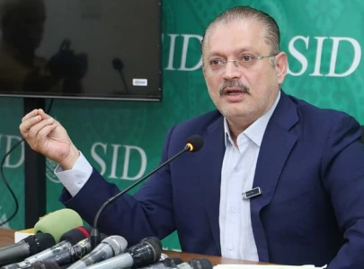 sharjeel felicitates g b s new cm