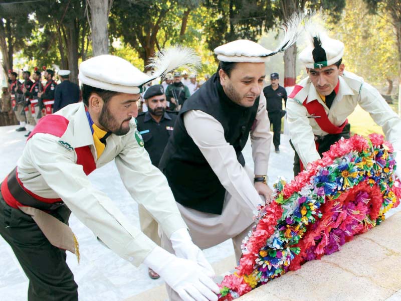 g b chief minister hafeezur rehman joins others in independence day celebrations photo inp