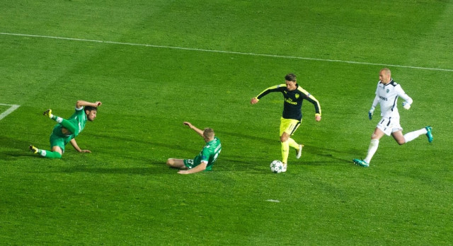 mesut ozil r at the vassil levski stadium in sofia on november 1 2016 photo afp mesut ozil r at the vassil levski stadium in sofia on november 1 2016 photo afp