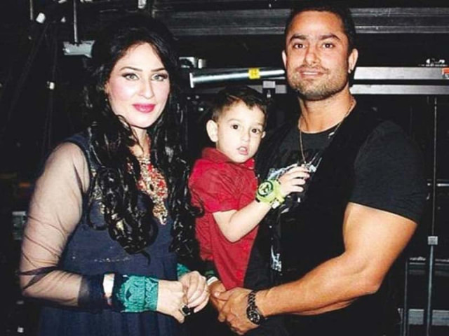 arshad and butt have publicly accused each other of fraud and violence previously photo file arshad and butt have publicly accused each other of fraud and violence previously photo file