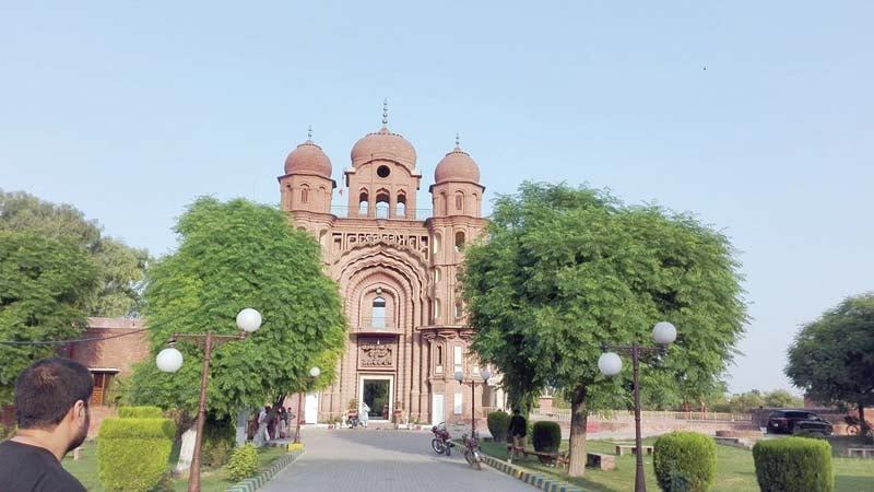 the main building consists of three domes with cutwork in bricks while inside the building there is a pool for ablutions on the right side and a hall in on the left photos file