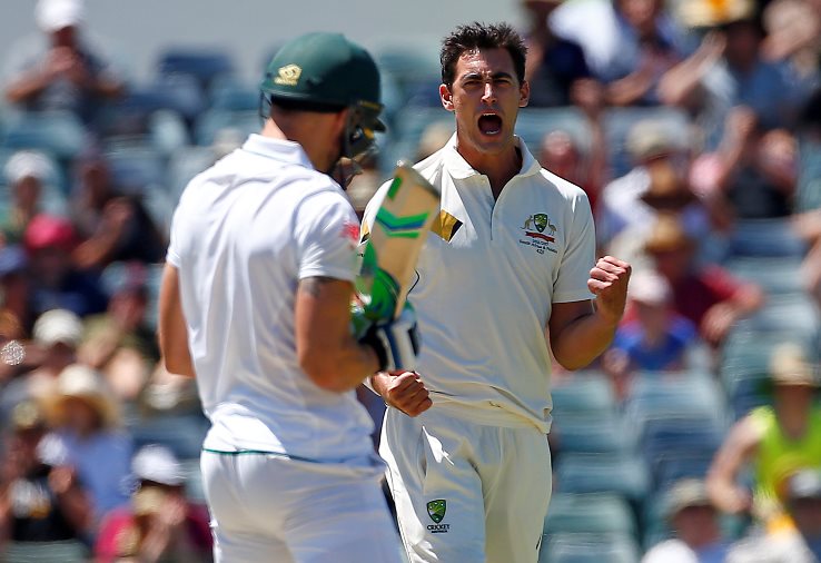 australia 039 s mitchell starc celebrates after dismissing south africa 039 s captain faf du plessis at the waca ground in perth on november 3 2016 photo reuters