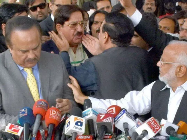 awami muslim league chief sheikh rashid ahmed tries to calm down pakistan awami tehreek leader khurram nawaz gandapur after a heated exchange of words broke out between the pat leader and pakistan tehreek e insaf spokesperson naeemul haq who is also visible in the picture on thursday november 3 2016 photo inp awami muslim league chief sheikh rashid ahmed tries to calm down pakistan awami tehreek leader khurram nawaz gandapur after a heated exchange of words broke out between the pat leader and pakistan tehreek e insaf spokesperson naeemul haq who is also visible in the picture on thursday november 3 2016 photo inp