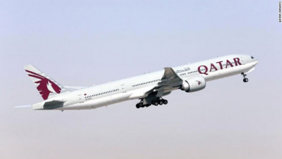 qatar airways launches two seats one great offer for its award winning business class