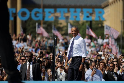 obama speaks up for protester but is derided by trump obama speaks up for protester but is derided by trump