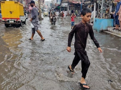 heavy downpour inundates burewala