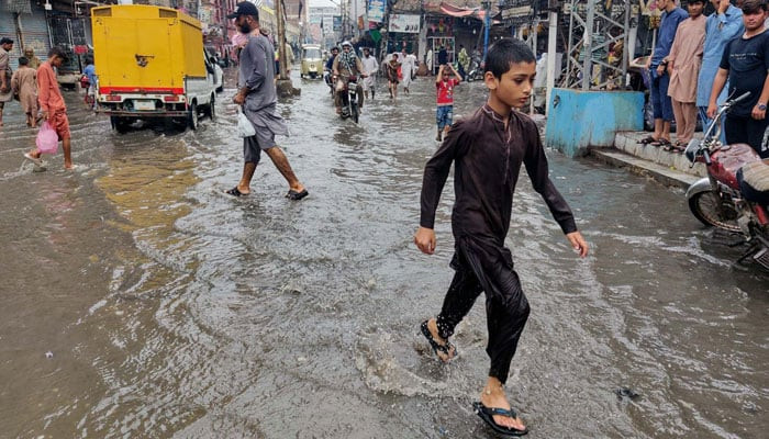 heavy downpour inundates burewala