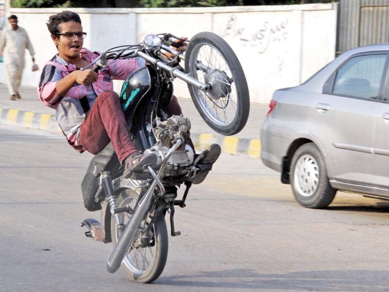 police authorities across the country seem clueless about effective measures to curb one wheeling photo express
