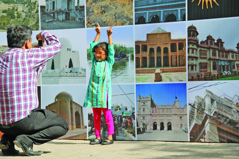 the three day sindh literature festival ended on a high note giving people a flavour of sindh heritage literature and customs file