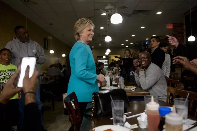 democratic presidential nominee hillary clinton visits with customers at the cedar park cafe november 6 2016 in philadelphia photo afp democratic presidential nominee hillary clinton visits with customers at the cedar park cafe november 6 2016 in philadelphia photo afp
