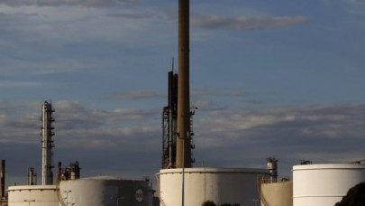 rejoinder cabinet s nod needed for oil tanks