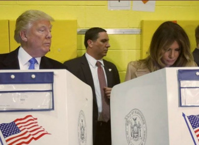 10 funniest memes of trump caught peeking at wife s ballot