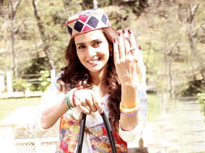 saba qamar reveals her first celebrity crush