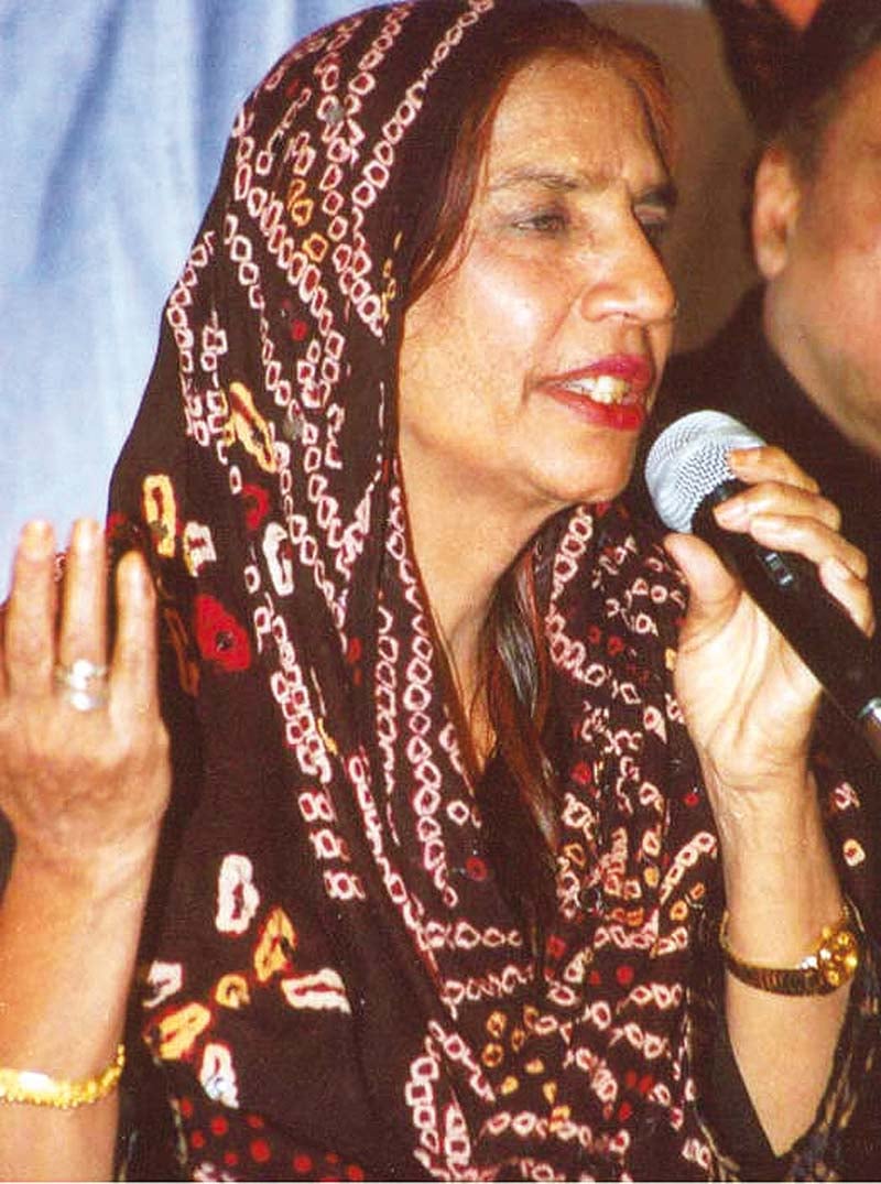 reshma belted out multiple indian and pakistani hits in her lifetime photo file