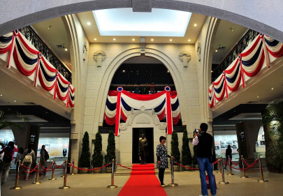 tug of war over china s founding father sun yat sen