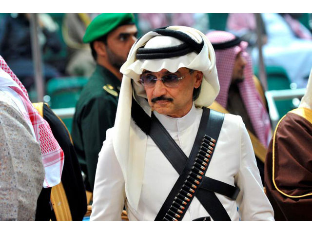 prince alwaleed bin talal attends the traditional saudi dance known as 039 arda 039 which was performed during janadriya culture festival at der 039 iya in riyadh february 18 2014 photo reuters