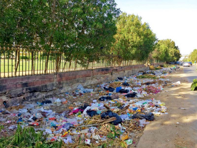 a heap of garbage while dmc south sleeps clifton block 5 weeps a heap of garbage while dmc south sleeps clifton block 5 weeps