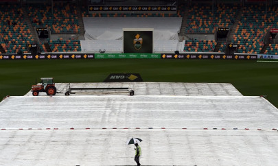 rain washes out second day in hobart test