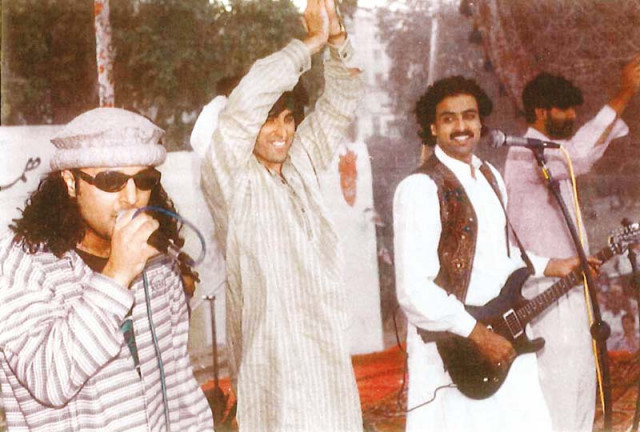 junaid jamshed also joined junoon for the concert in nishtar park photos courtesy salman ahmed