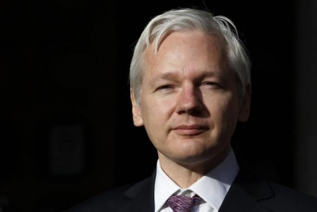 wikileaks founder julian assange speaks to the media outside the high court in london december 5 2011 photo reuters wikileaks founder julian assange speaks to the media outside the high court in london december 5 2011 photo reuters