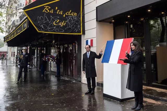 french president francois hollande l and paris 039 mayor anne hidalgo unveil a commemorative plaque at the bataclan concert hall in paris on november 13 2016 during a ceremony marking the first anniversary of the paris terror attacks photo afp french president francois hollande l and paris 039 mayor anne hidalgo unveil a commemorative plaque at the bataclan concert hall in paris on november 13 2016 during a ceremony marking the first anniversary of the paris terror attacks photo afp