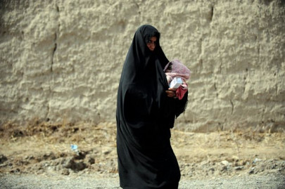 he had a gun she had nothing he had a gun she had nothing