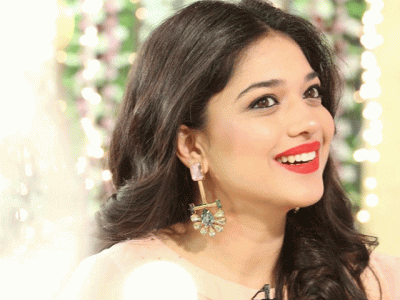 actor sanam jung blessed with a baby girl actor sanam jung blessed with a baby girl