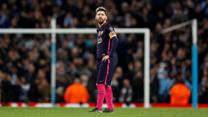 messi not interested in barca contract extension reports