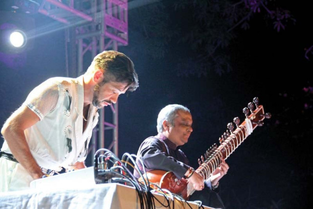 a fusion performance featuring musicians viktor marek and ashraf sharif khan was held at the german consulate on sunday evening photo ayesha mir express a fusion performance featuring musicians viktor marek and ashraf sharif khan was held at the german consulate on sunday evening photo ayesha mir express