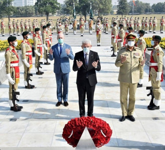 pakistan attaches great importance to brotherly relations with bosnia coas