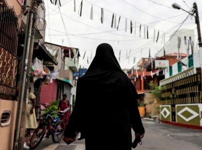 sri lanka to ban burqa shut many islamic schools minister says