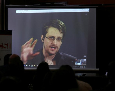 snowden warns of increase in us domestic spying after trump victory snowden warns of increase in us domestic spying after trump victory
